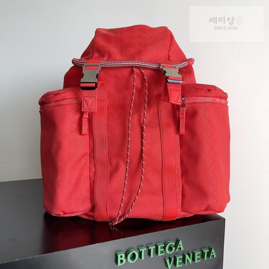 Bottega Veneta Bottega Veneta Alto Nylon BackPack Bag 21번 이미지