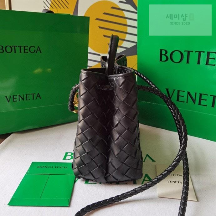 Bottega Veneta Bottega Veneta Andiamo Bag 2번 이미지