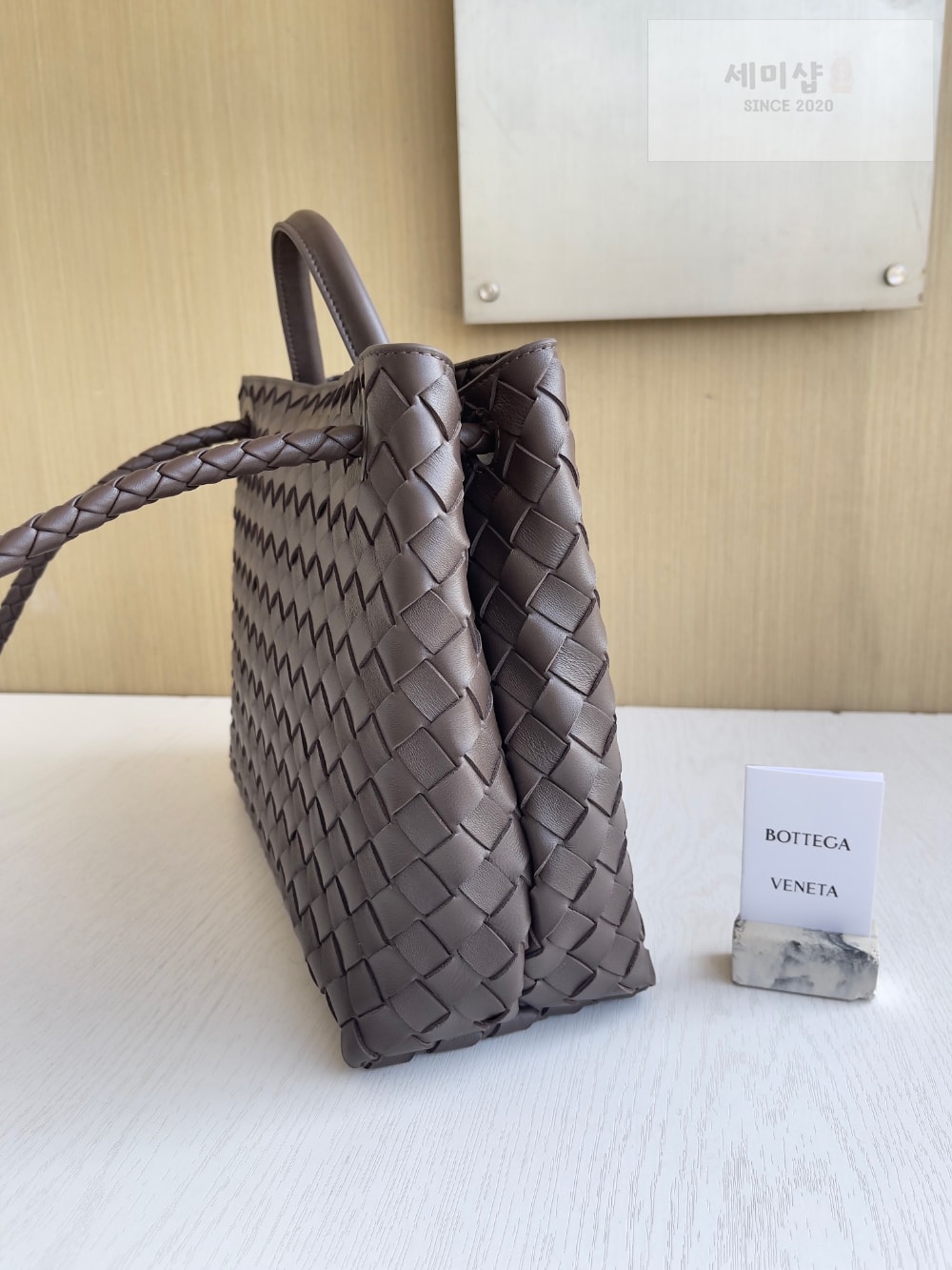 Bottega Veneta Bottega Veneta Andiamo Medium Bag 8번 이미지