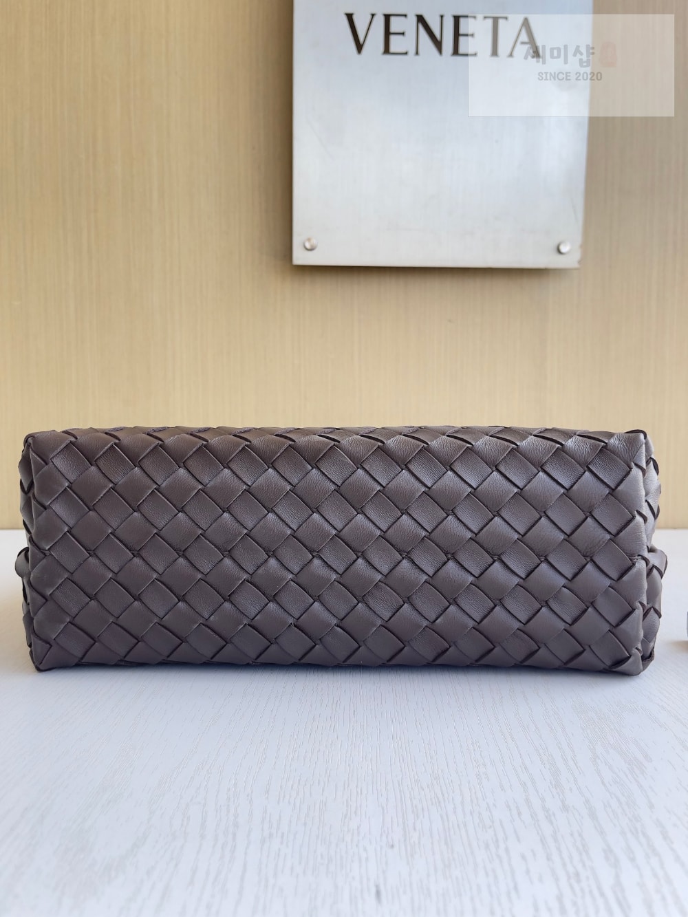 Bottega Veneta Bottega Veneta Andiamo Medium Bag 3번 이미지