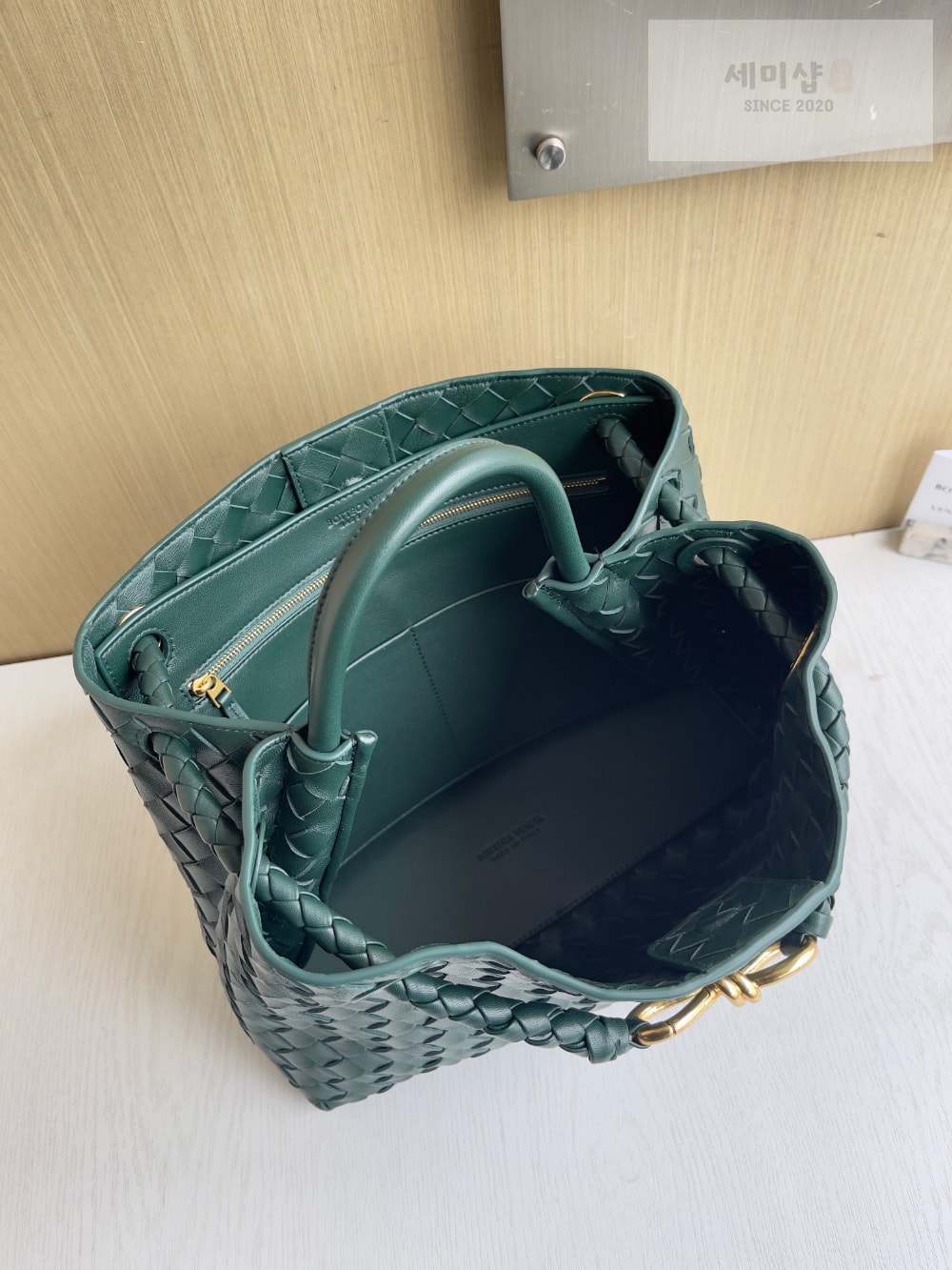 Bottega Veneta Bottega Veneta Andiamo Medium Bag 7번 이미지