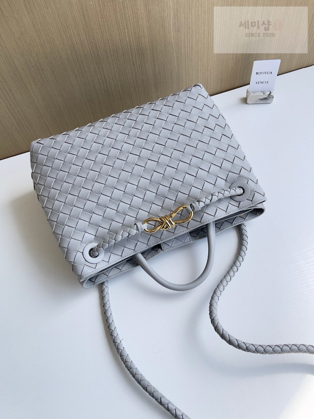 Bottega Veneta Bottega Veneta Andiamo Medium Bag 5번 이미지