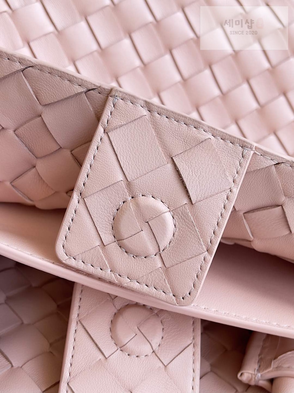 Bottega Veneta Bottega Veneta Andiamo Medium Bag 7번 이미지