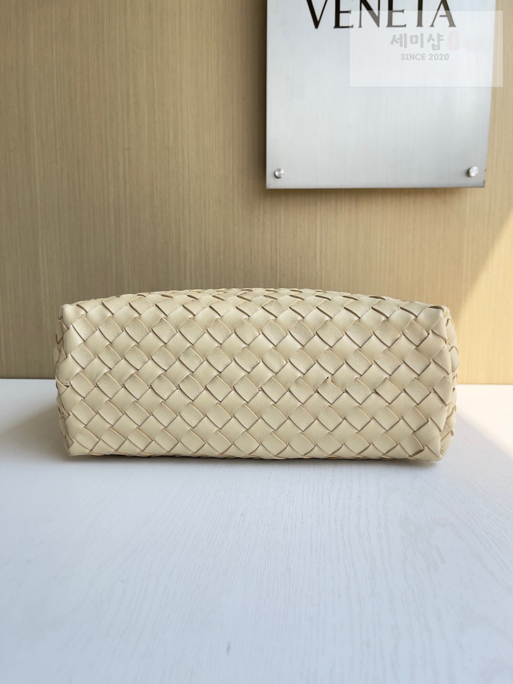 Bottega Veneta Bottega Veneta Andiamo Medium Bag 7번 이미지