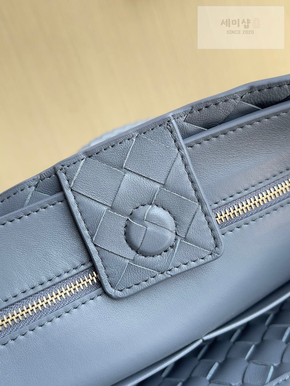Bottega Veneta Bottega Veneta Andiamo Medium Bag 7번 이미지