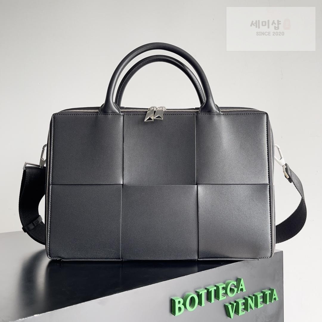 Bottega Veneta Bottega Veneta Arco Briefcase Bag 15번 이미지