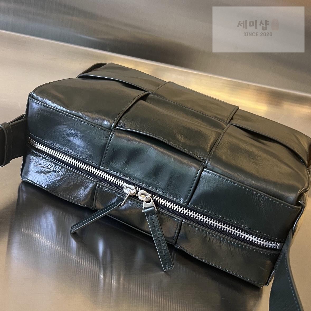 Bottega Veneta Bottega Veneta Arco Camera Bag 17번 이미지