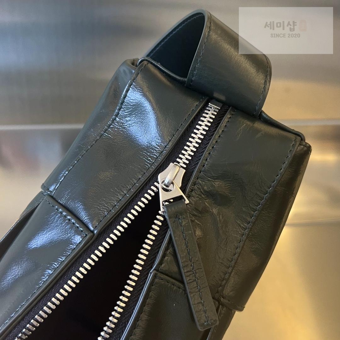 Bottega Veneta Bottega Veneta Arco Camera Bag 18번 이미지