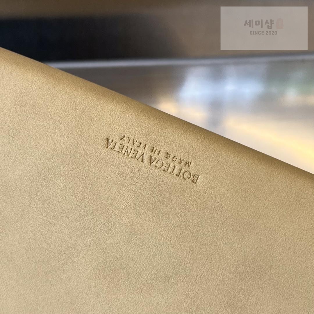 Bottega Veneta Bottega Veneta Brown Bag Bag 15번 이미지