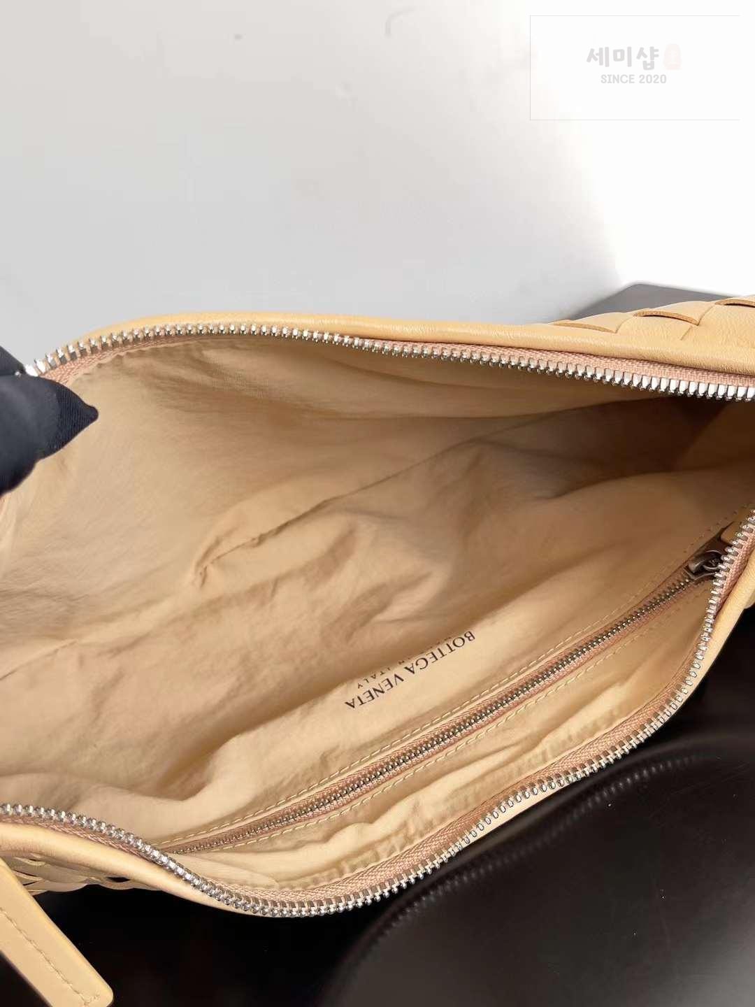 Bottega Veneta Bottega Veneta Buddy Bag 13번 이미지