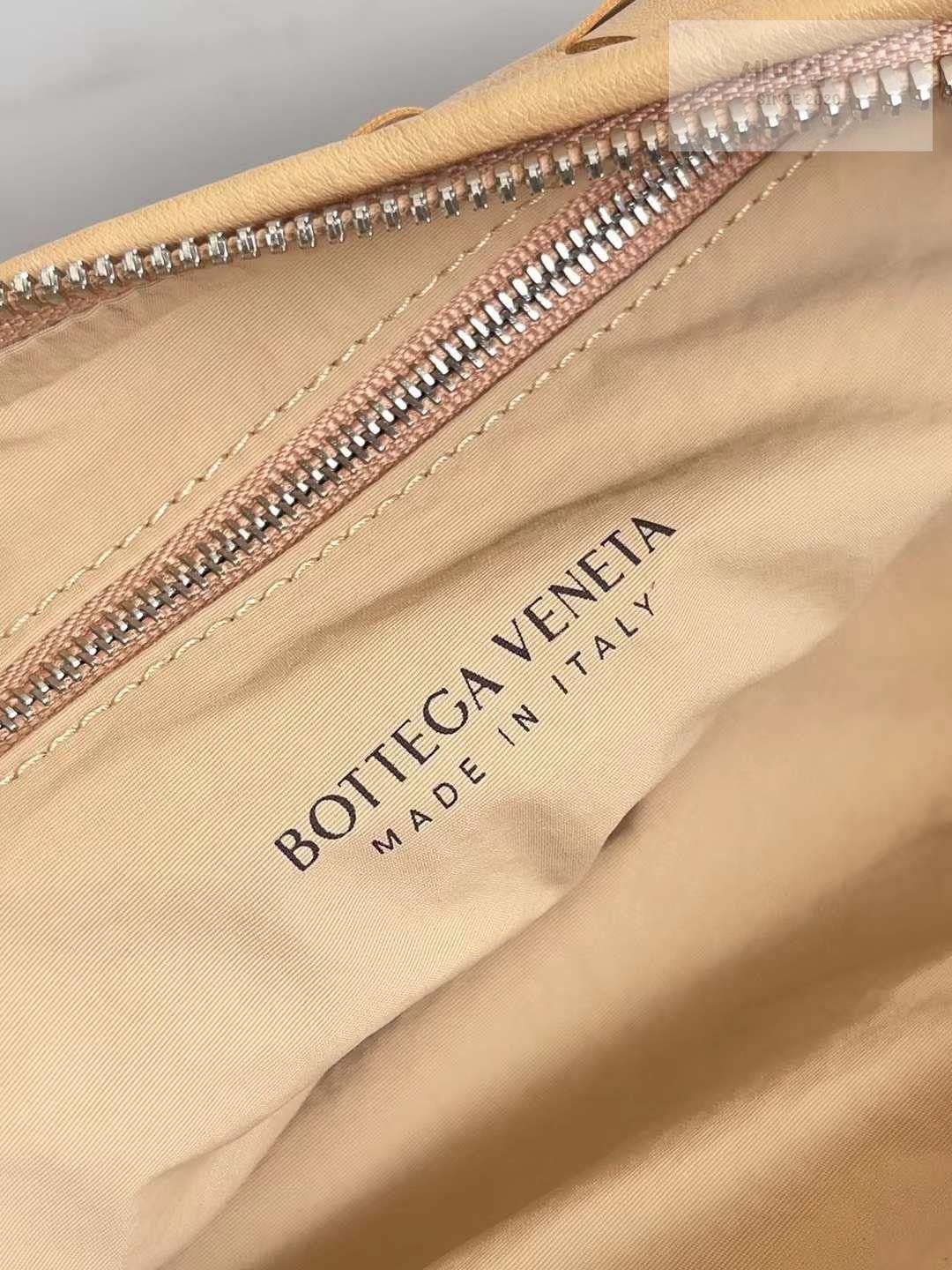 Bottega Veneta Bottega Veneta Buddy Bag 14번 이미지