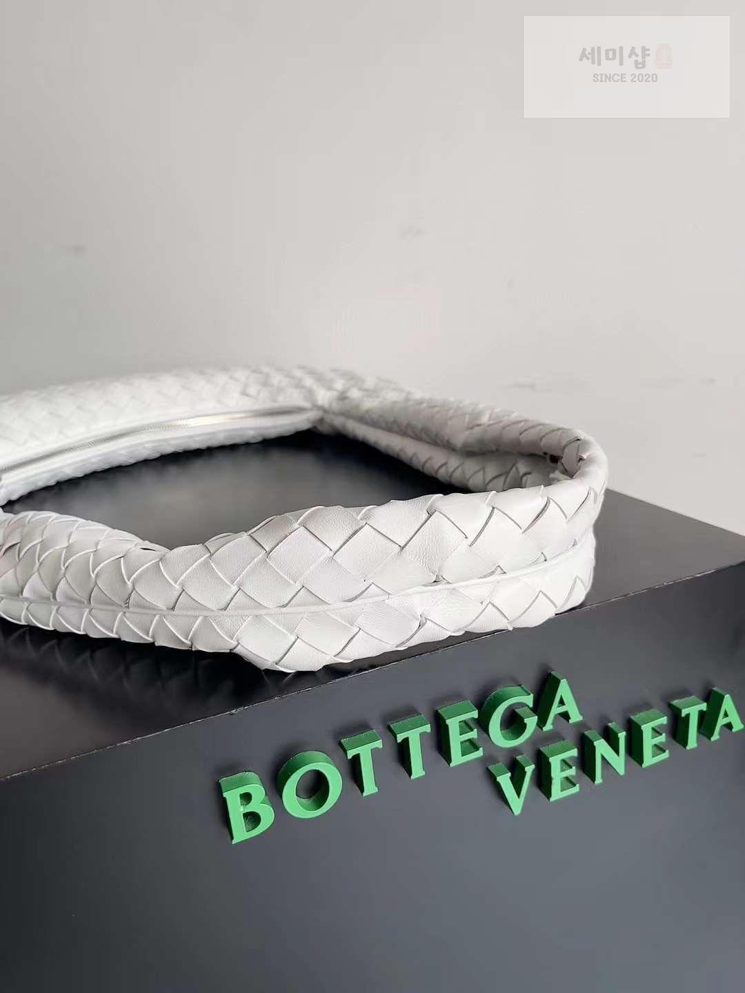 Bottega Veneta Bottega Veneta Buddy Bag 20번 이미지