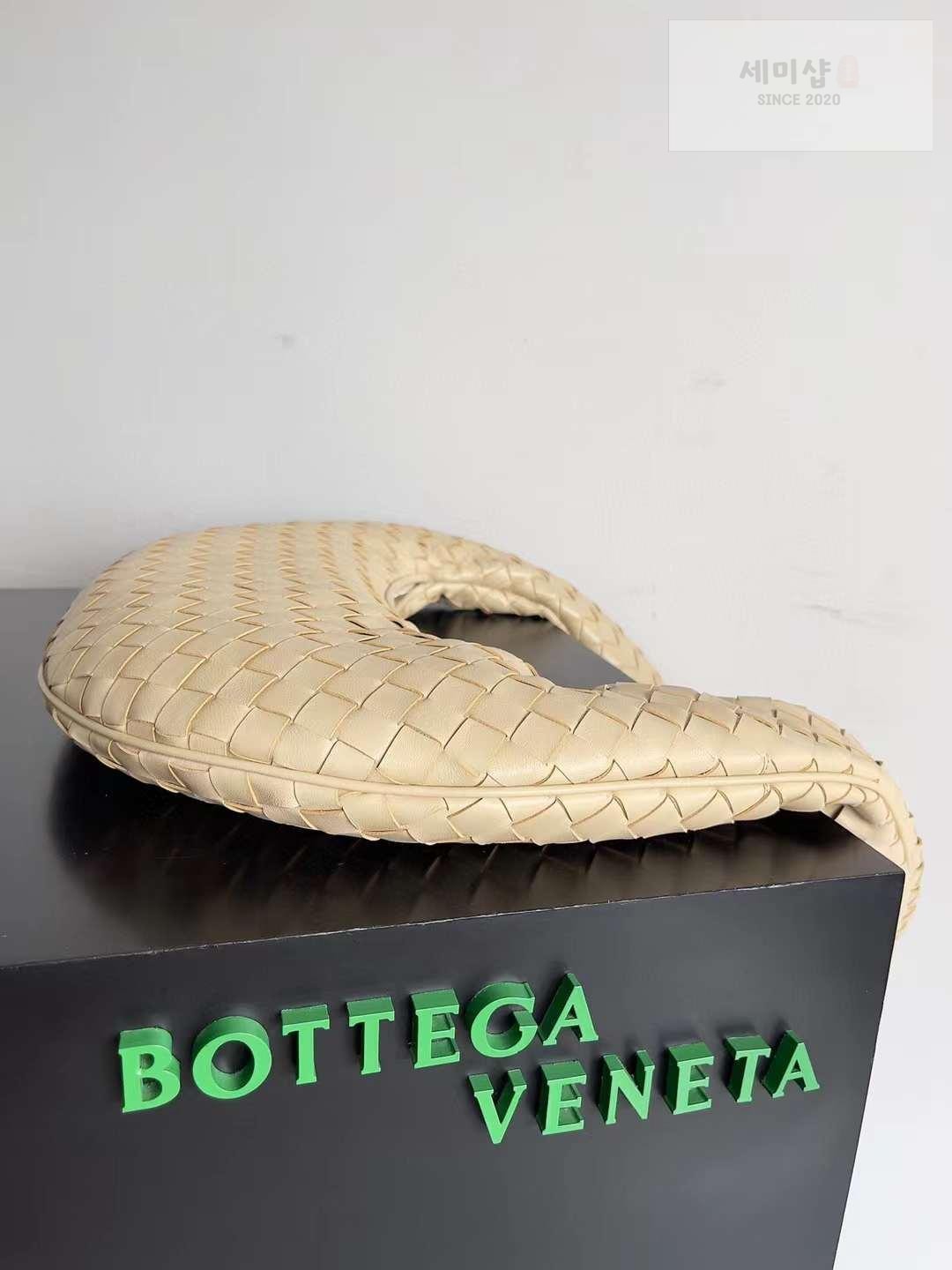 Bottega Veneta Bottega Veneta Buddy Bag 25번 이미지