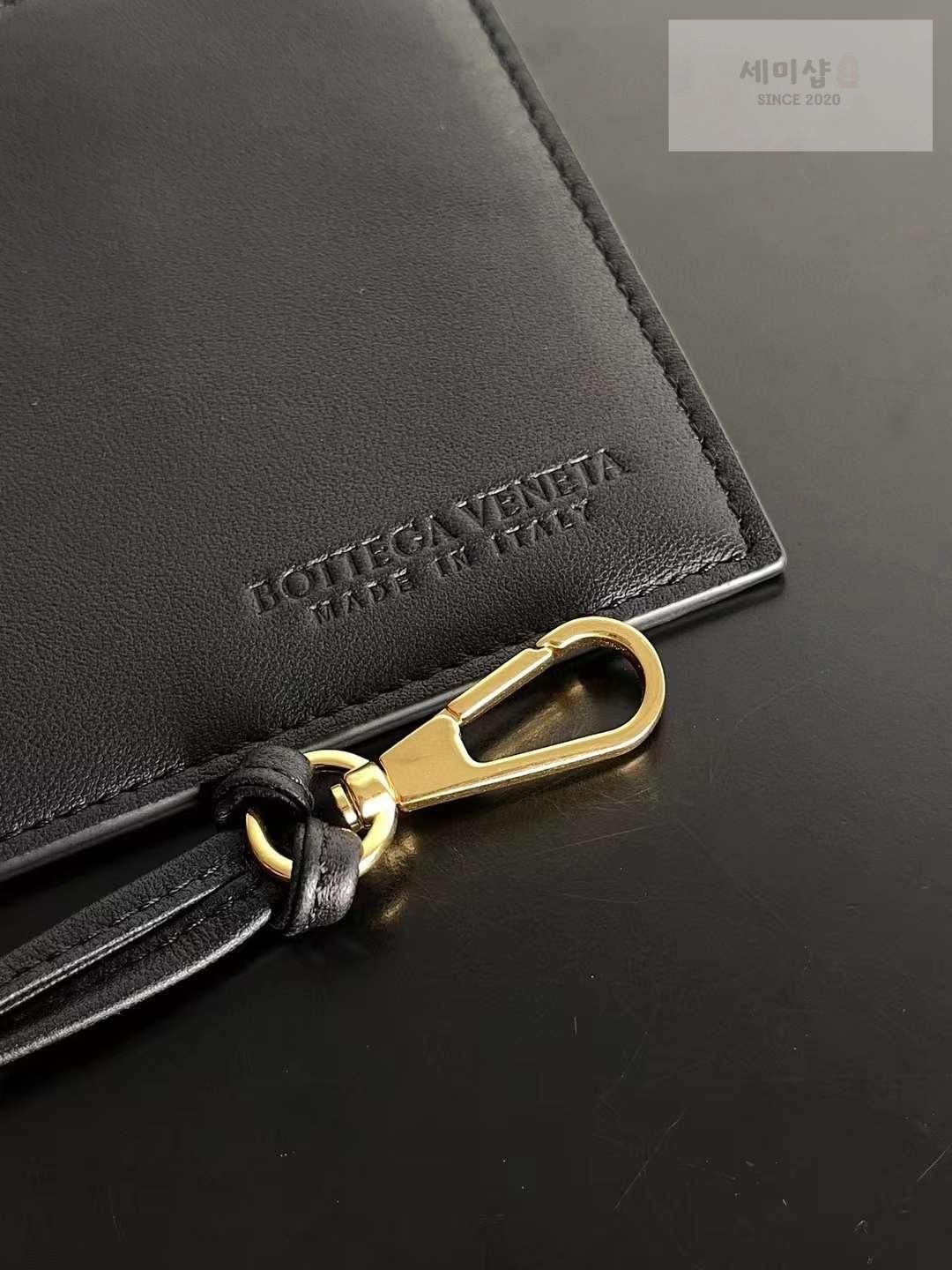 Bottega Veneta Bottega Veneta Cabat Bucket Bag 37번 이미지