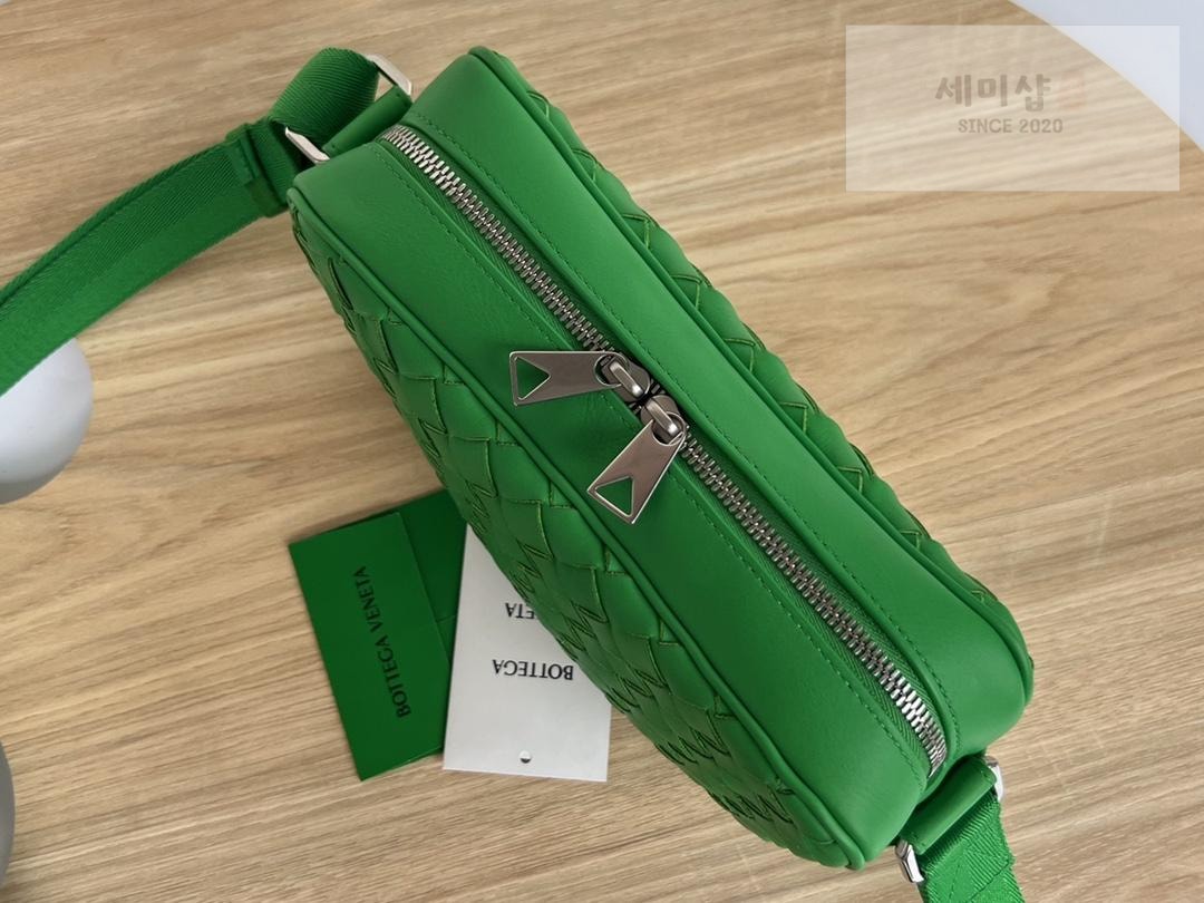 Bottega Veneta Bottega Veneta Camera Bag 5번 이미지