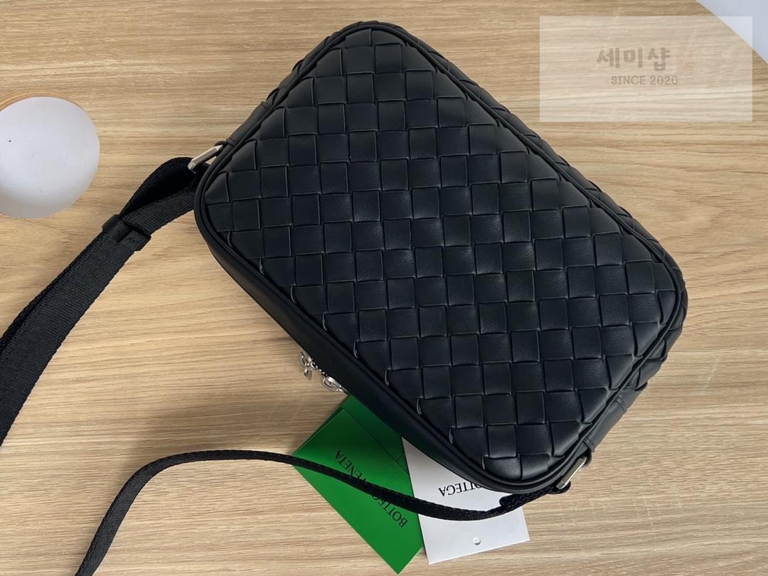 Bottega Veneta Bottega Veneta Camera Bag 10번 이미지
