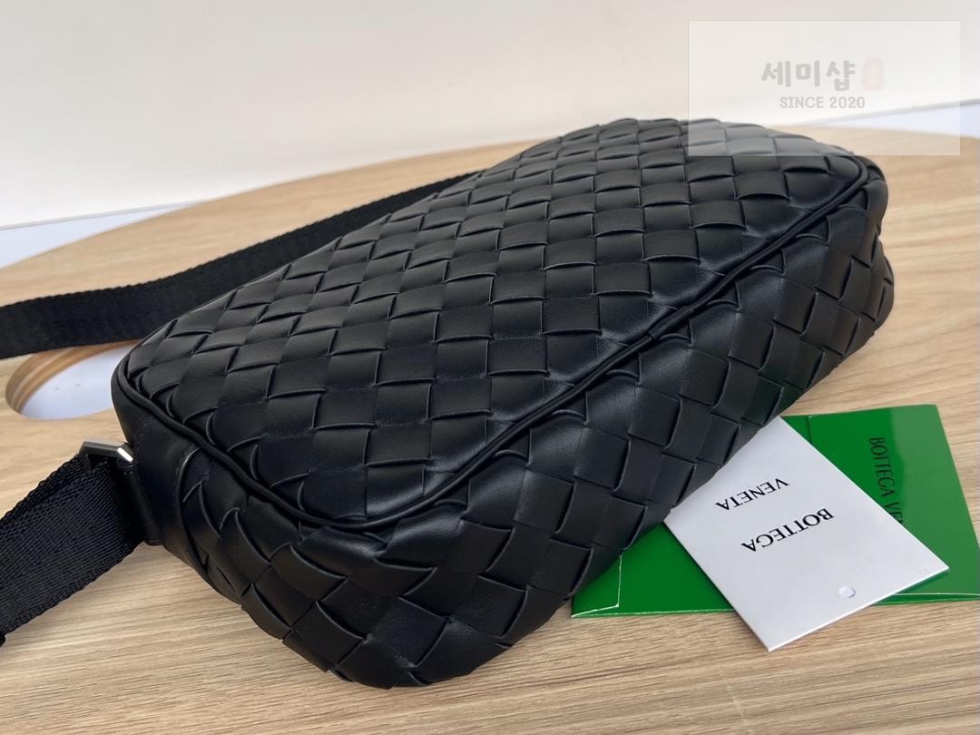 Bottega Veneta Bottega Veneta Camera Bag 11번 이미지