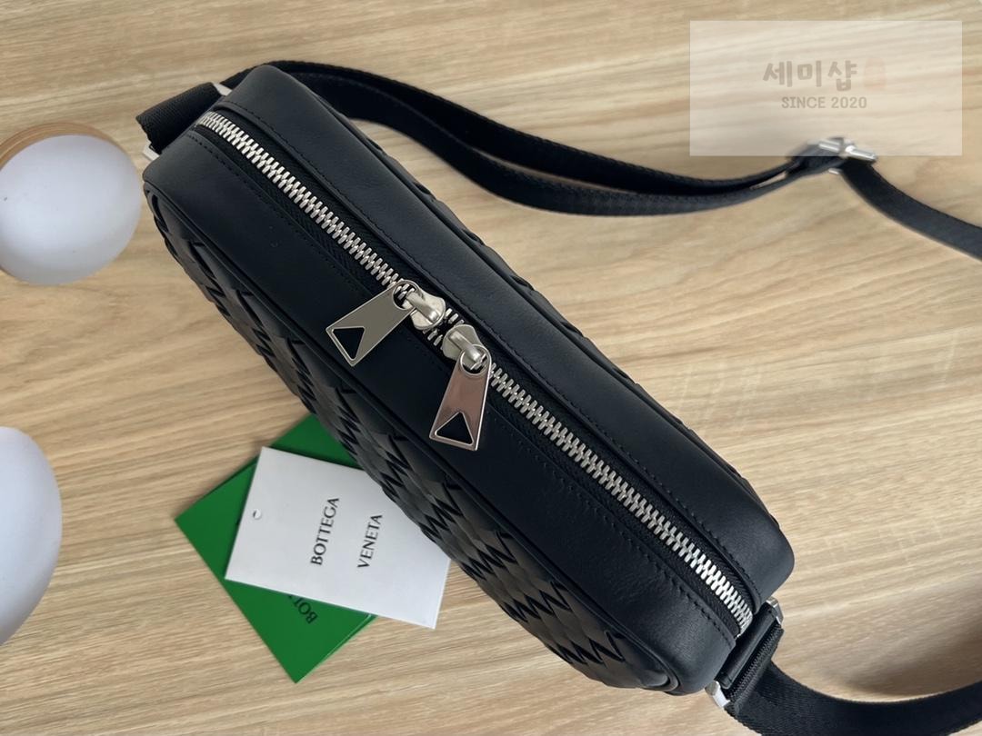 Bottega Veneta Bottega Veneta Camera Bag 12번 이미지