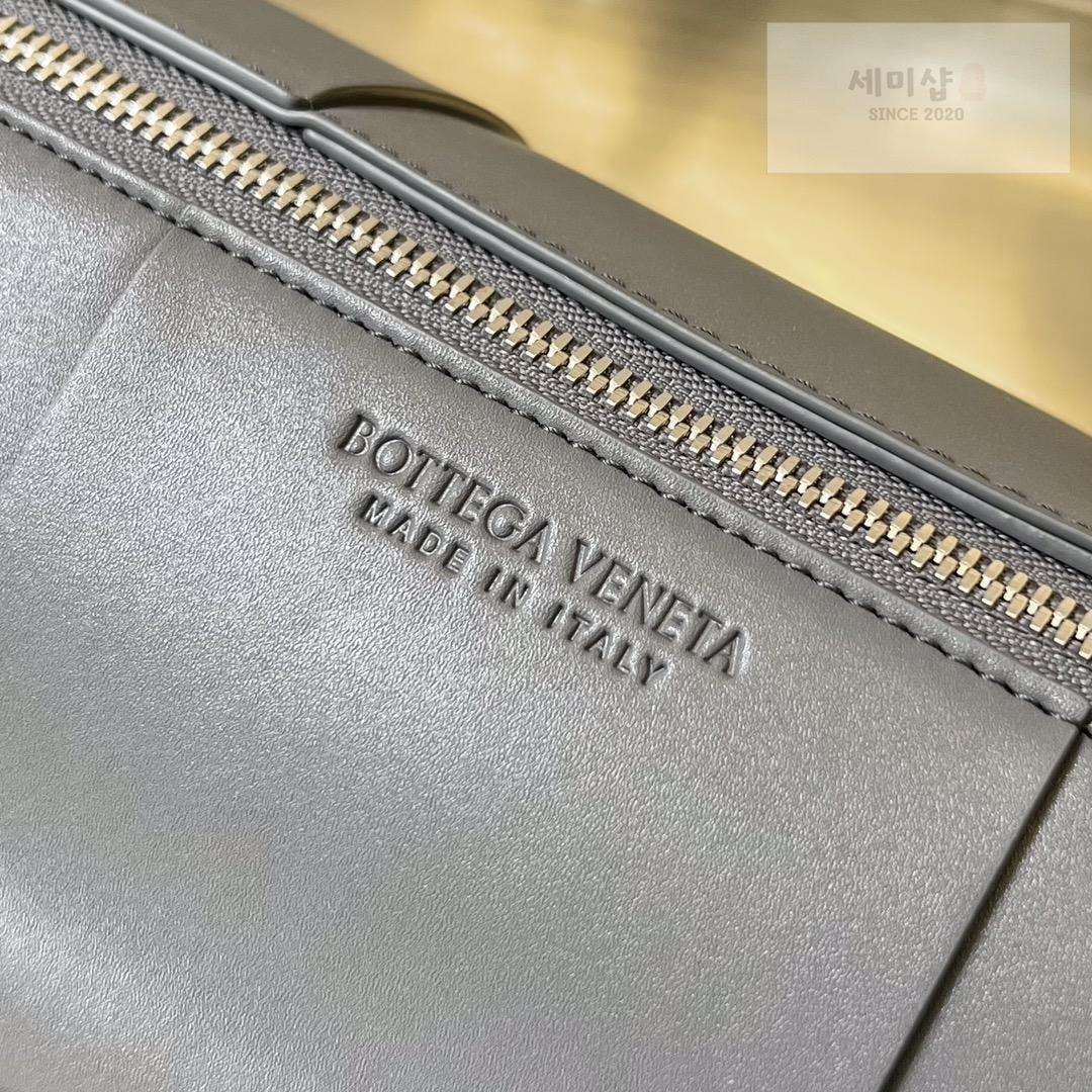 Bottega Veneta Bottega Veneta Canette Bag 5번 이미지