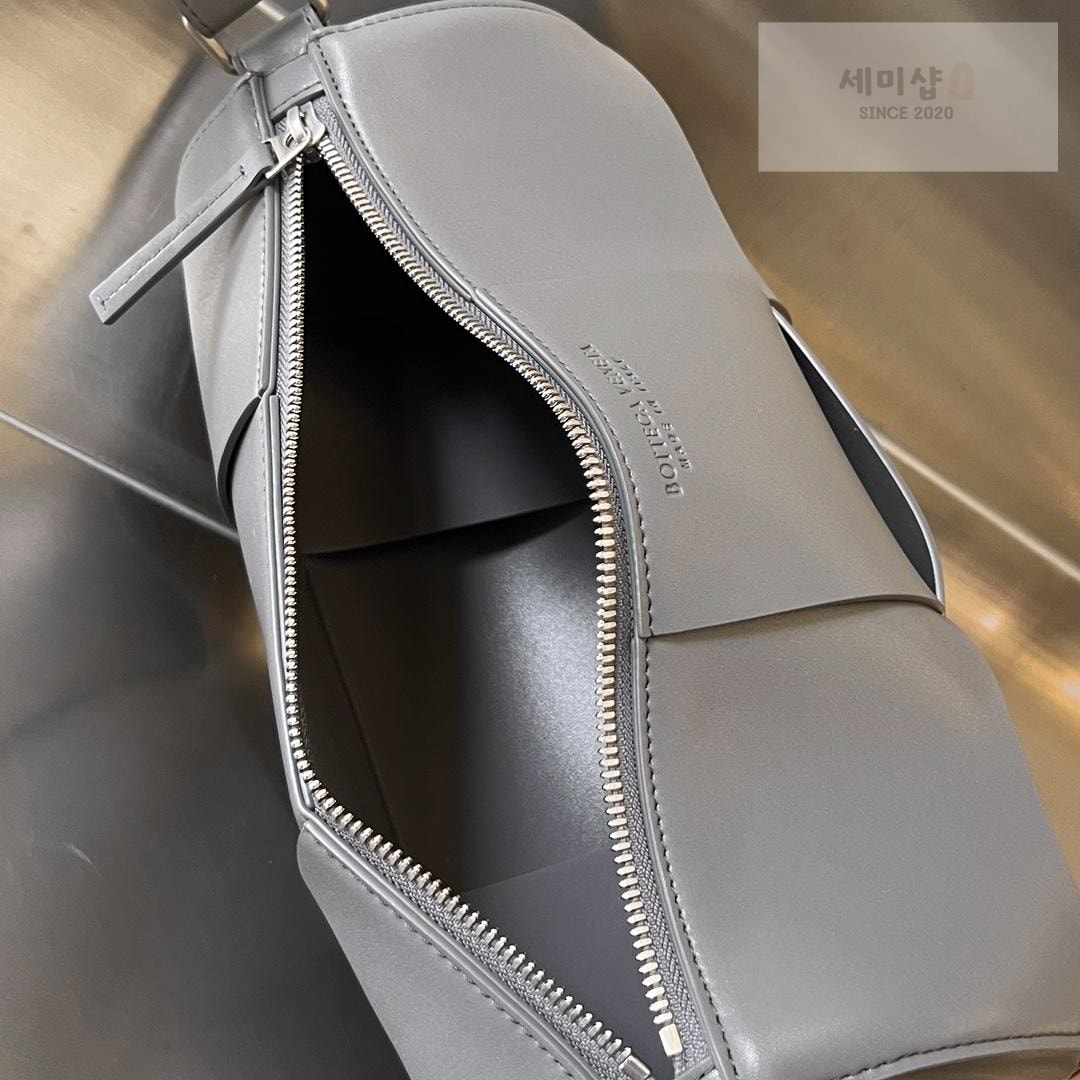 Bottega Veneta Bottega Veneta Canette Bag 7번 이미지