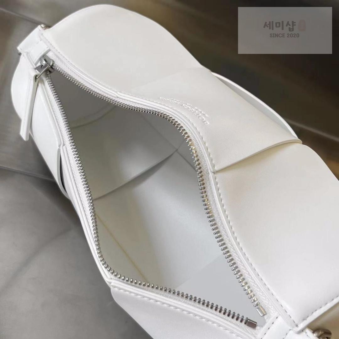 Bottega Veneta Bottega Veneta Canette Bag 31번 이미지
