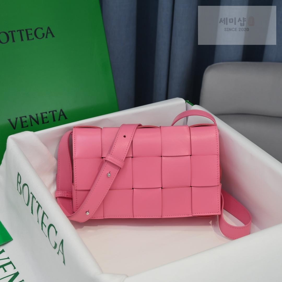 Bottega Veneta Bottega Veneta Cassette Bag 7번 이미지