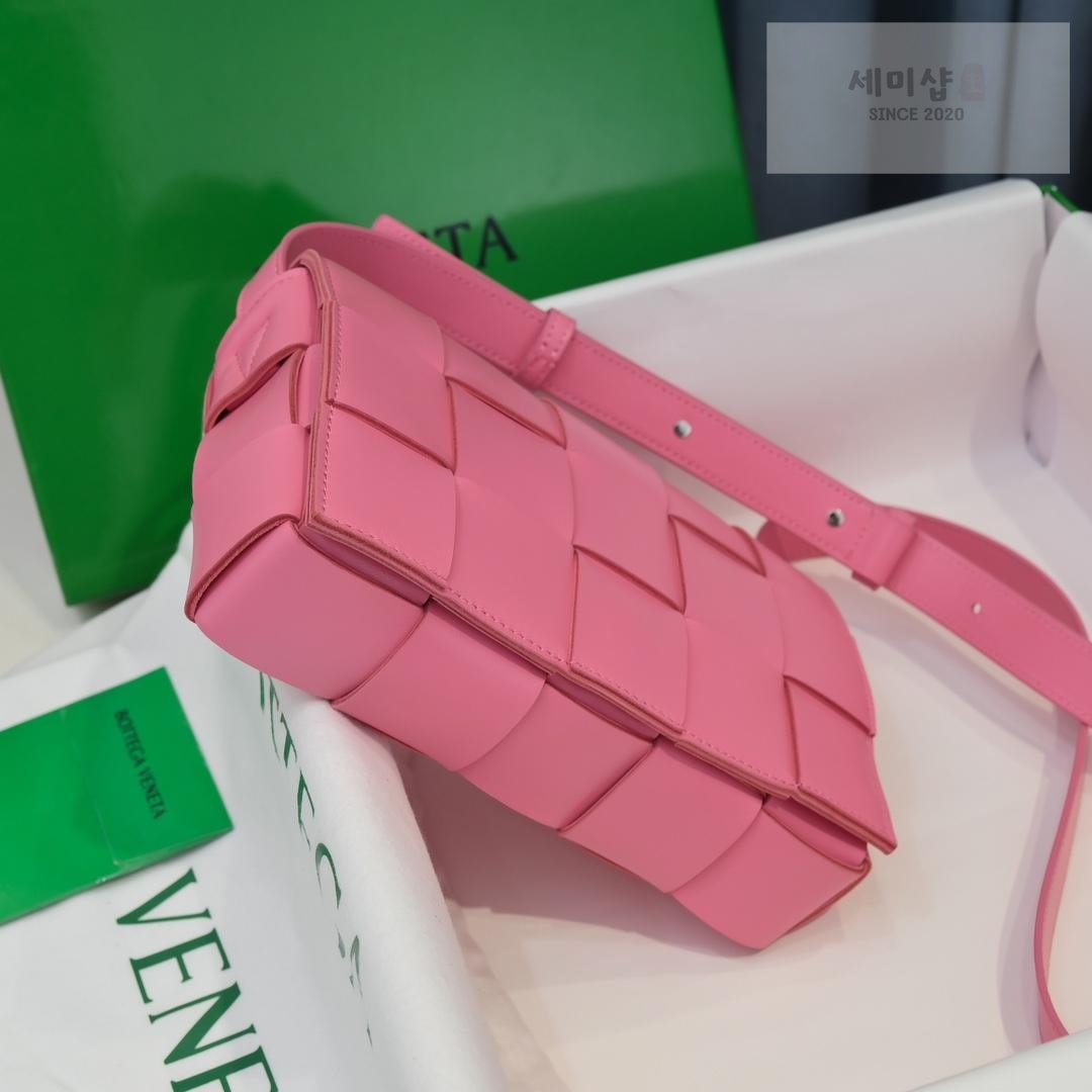 Bottega Veneta Bottega Veneta Cassette Bag 10번 이미지