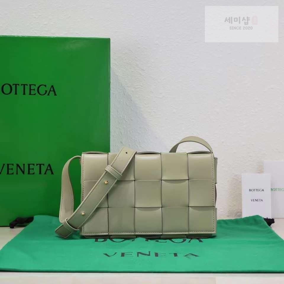 Bottega Veneta Bottega Veneta Cassette Bag 14번 이미지