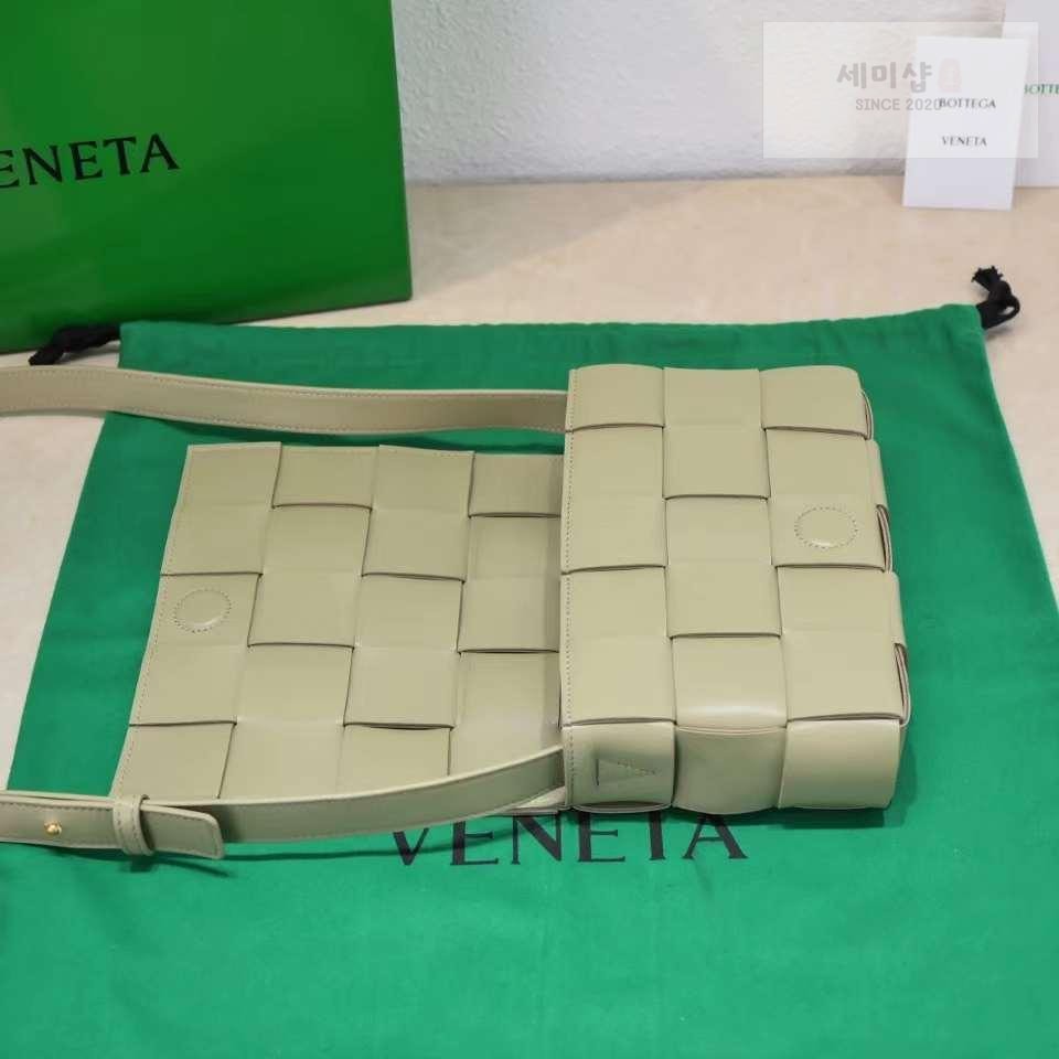 Bottega Veneta Bottega Veneta Cassette Bag 118번 이미지