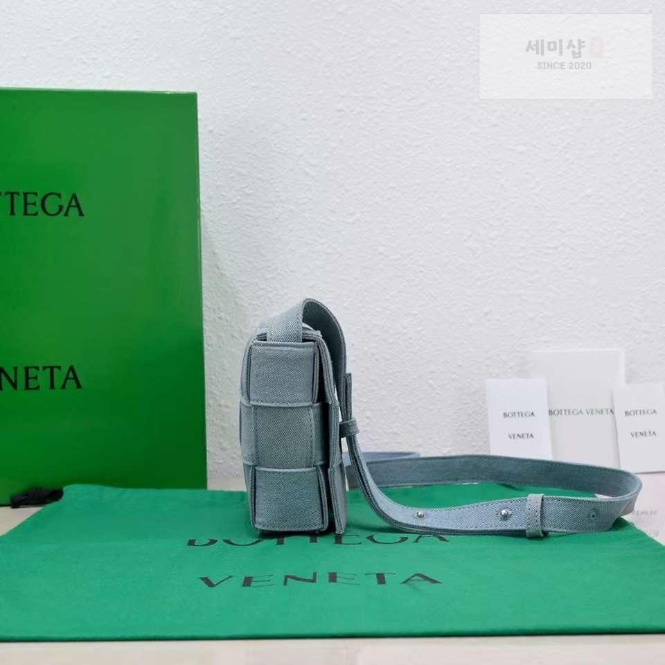 Bottega Veneta Bottega Veneta Cassette Bag 21번 이미지