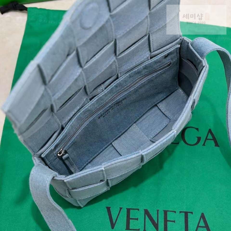 Bottega Veneta Bottega Veneta Cassette Bag 25번 이미지