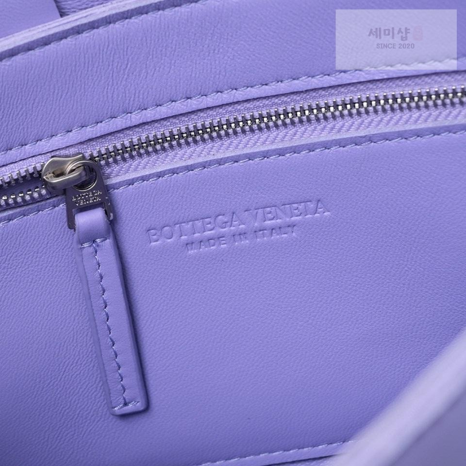 Bottega Veneta Bottega Veneta Cassette Bag 32번 이미지