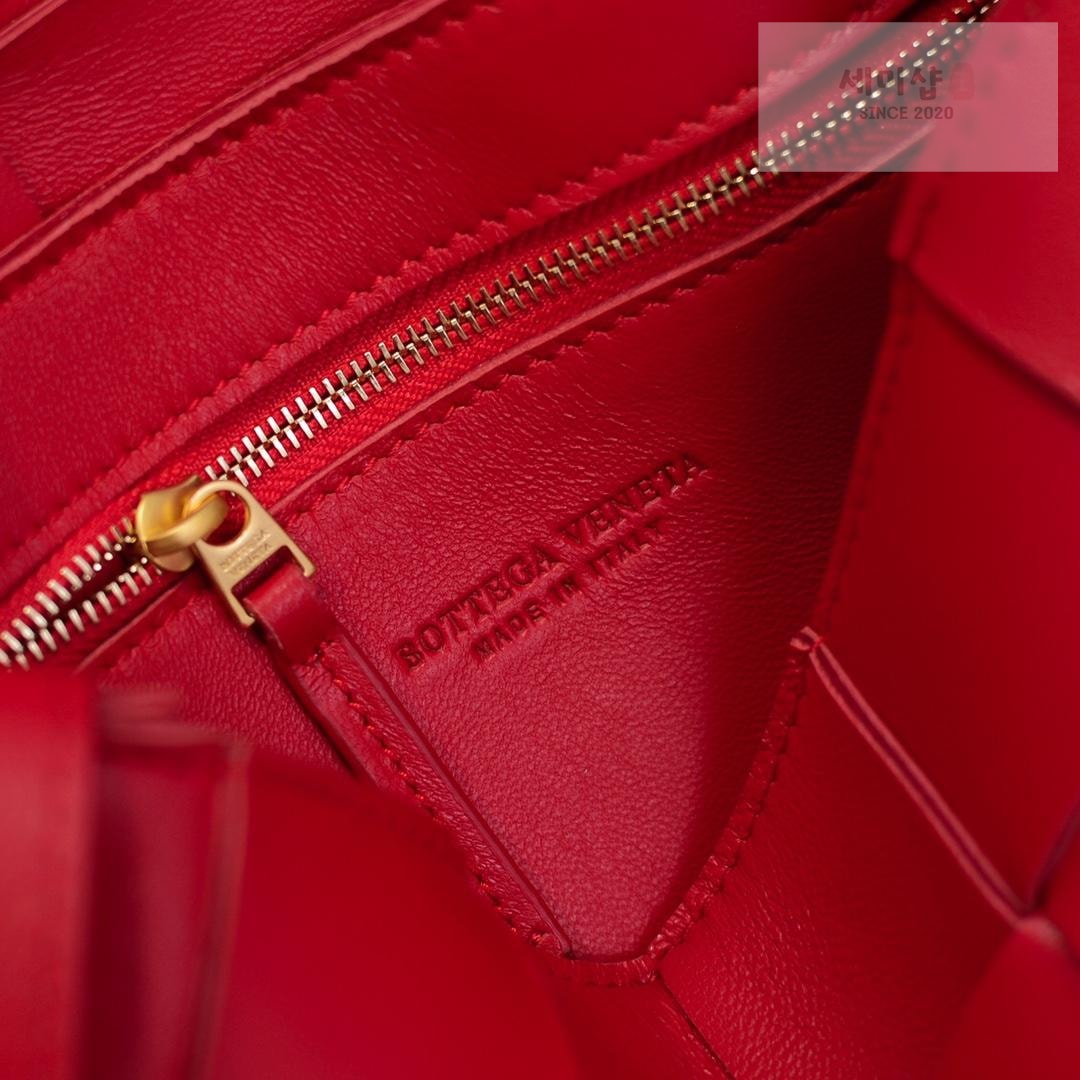 Bottega Veneta Bottega Veneta Cassette Bag 45번 이미지