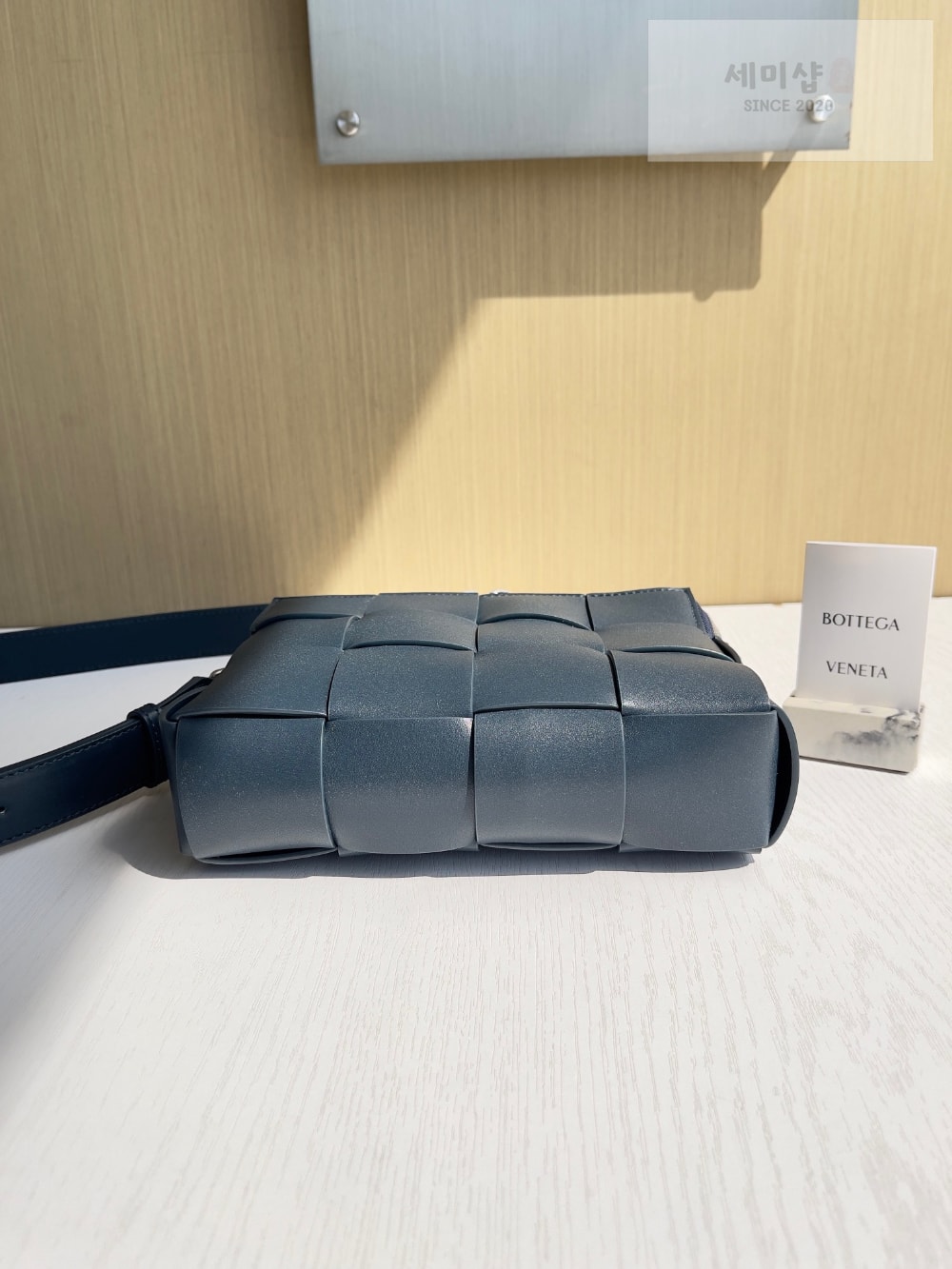 Bottega Veneta Bottega Veneta Cassette Camera Bag Bag 3번 이미지