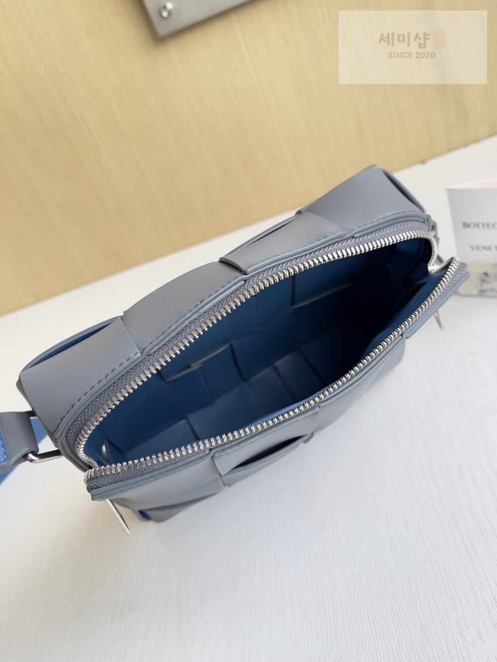 Bottega Veneta Bottega Veneta Cassette Camera Bag Bag 9번 이미지