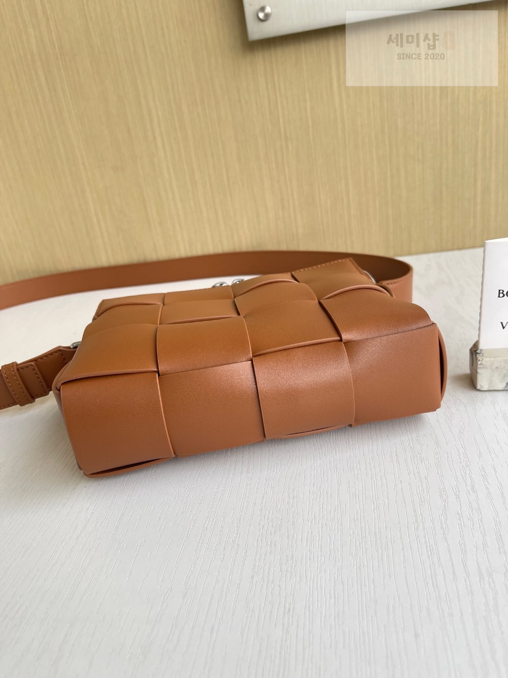 Bottega Veneta Bottega Veneta Cassette Camera Bag Bag 3번 이미지