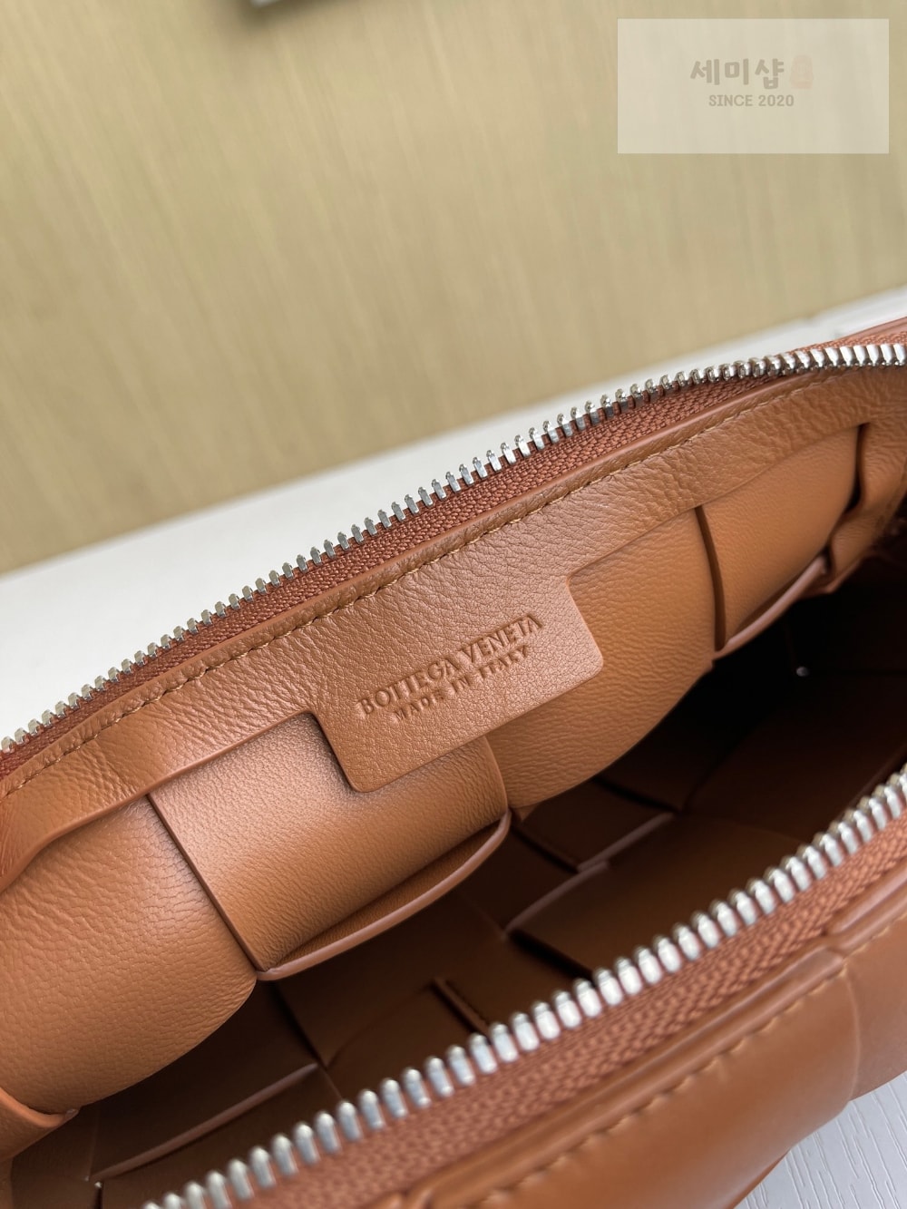 Bottega Veneta Bottega Veneta Cassette Camera Bag Bag 8번 이미지