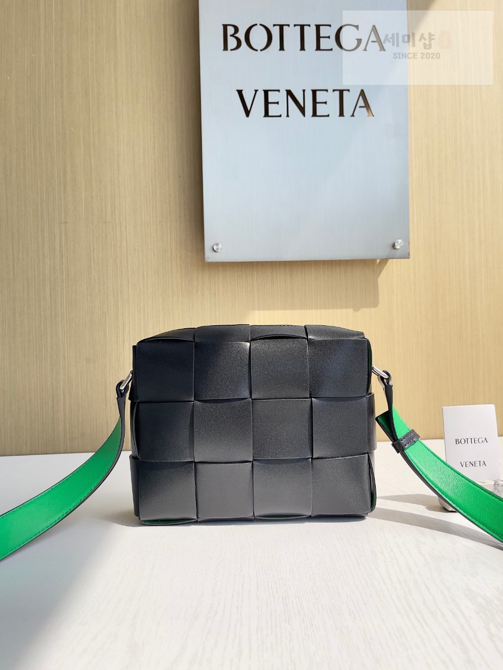 Bottega Veneta Bottega Veneta Cassette Camera Bag Bag 9번 이미지