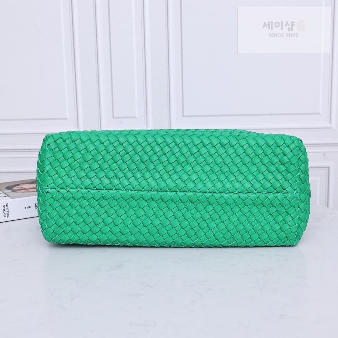 Bottega Veneta Bottega Veneta Cava Medium Bag 7번 이미지