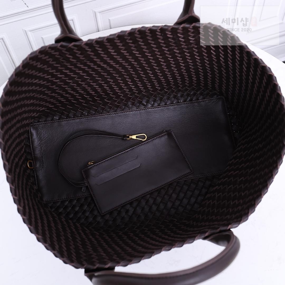 Bottega Veneta Bottega Veneta Cava Medium Bag 25번 이미지