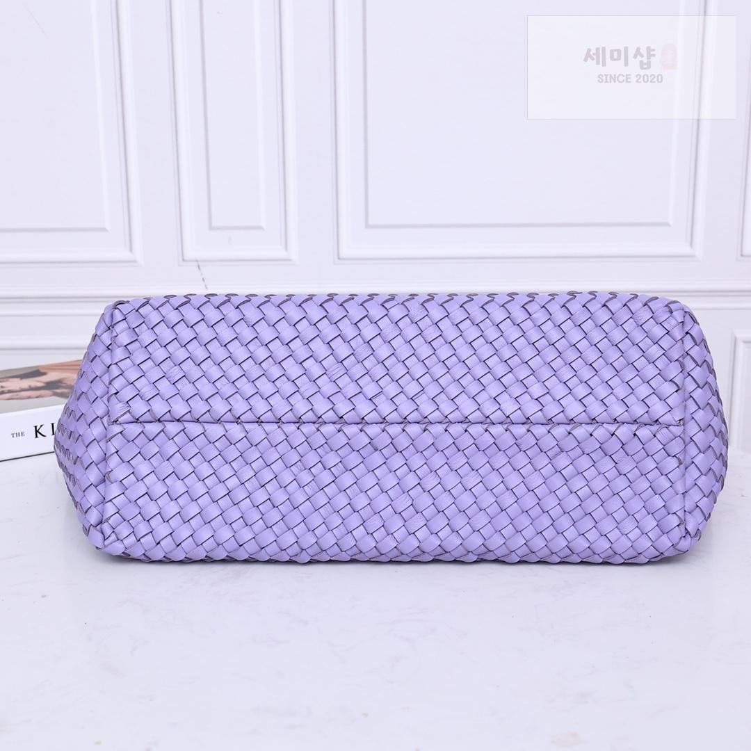 Bottega Veneta Bottega Veneta Cava Medium Bag 59번 이미지