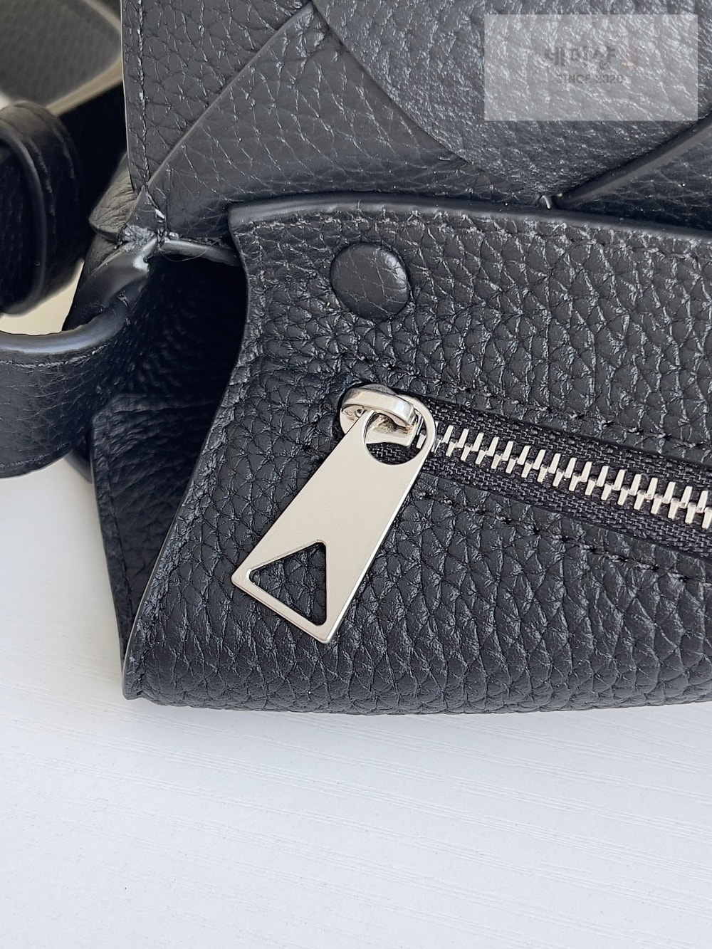 Bottega Veneta Bottega Veneta Diago Strap Bag 5번 이미지