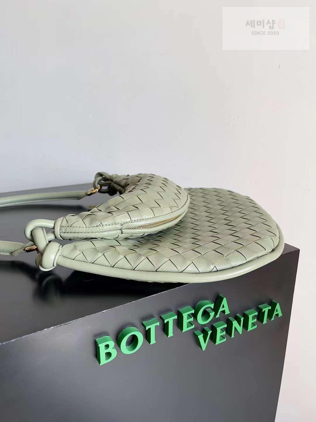 Bottega Veneta Bottega Veneta Gemelli Bag 56번 이미지
