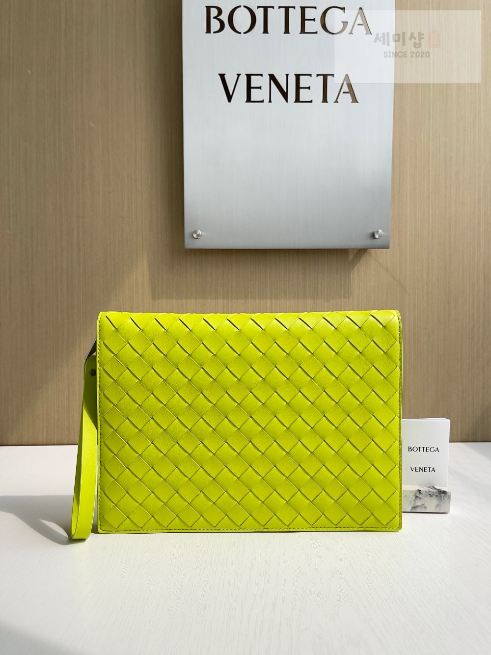 Bottega Veneta Bottega Veneta Intrecciato Document Case With Wristlet Bag 1번 이미지