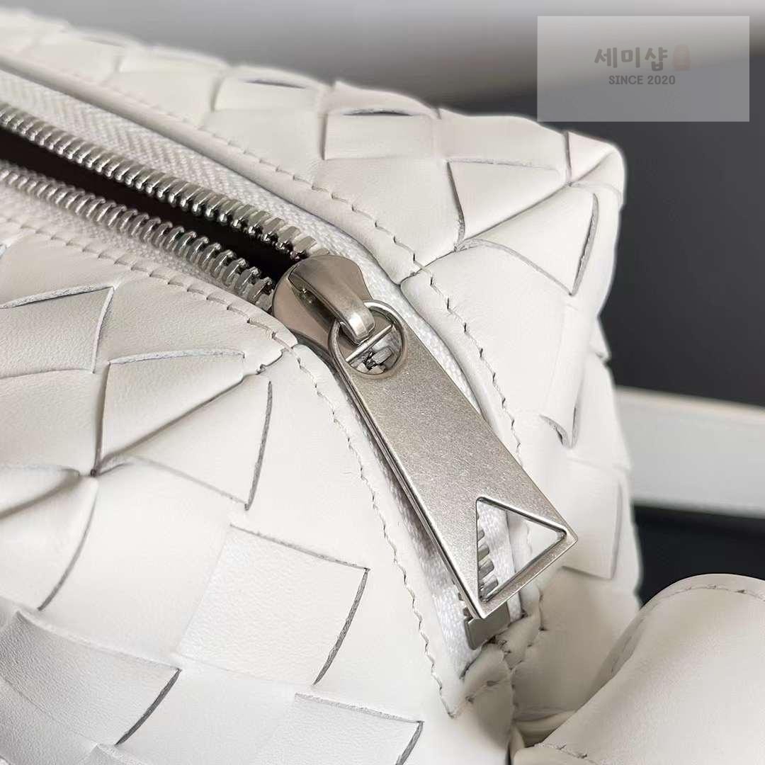 Bottega Veneta Bottega Veneta Intrecciato Loop Camera Bag 5번 이미지