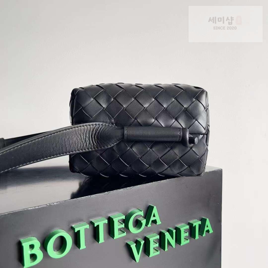 Bottega Veneta Bottega Veneta Intrecciato Loop Camera Bag 10번 이미지