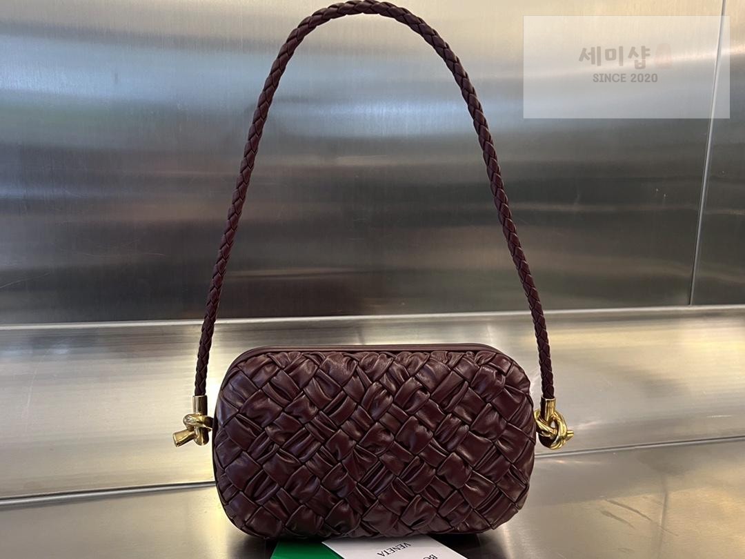 Bottega Veneta Bottega Veneta Knot intrecio Shoulder Bag 24번 이미지