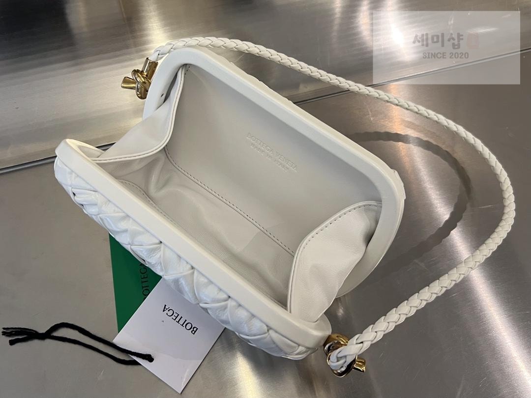 Bottega Veneta Bottega Veneta Knot intrecio Shoulder Bag 13번 이미지