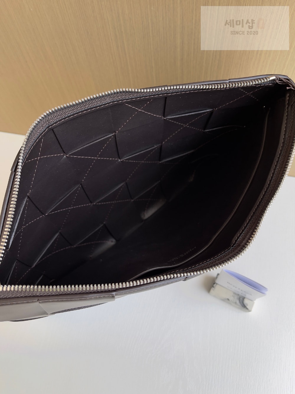 Bottega Veneta Bottega Veneta Large Cassette Pouch Bag 6번 이미지