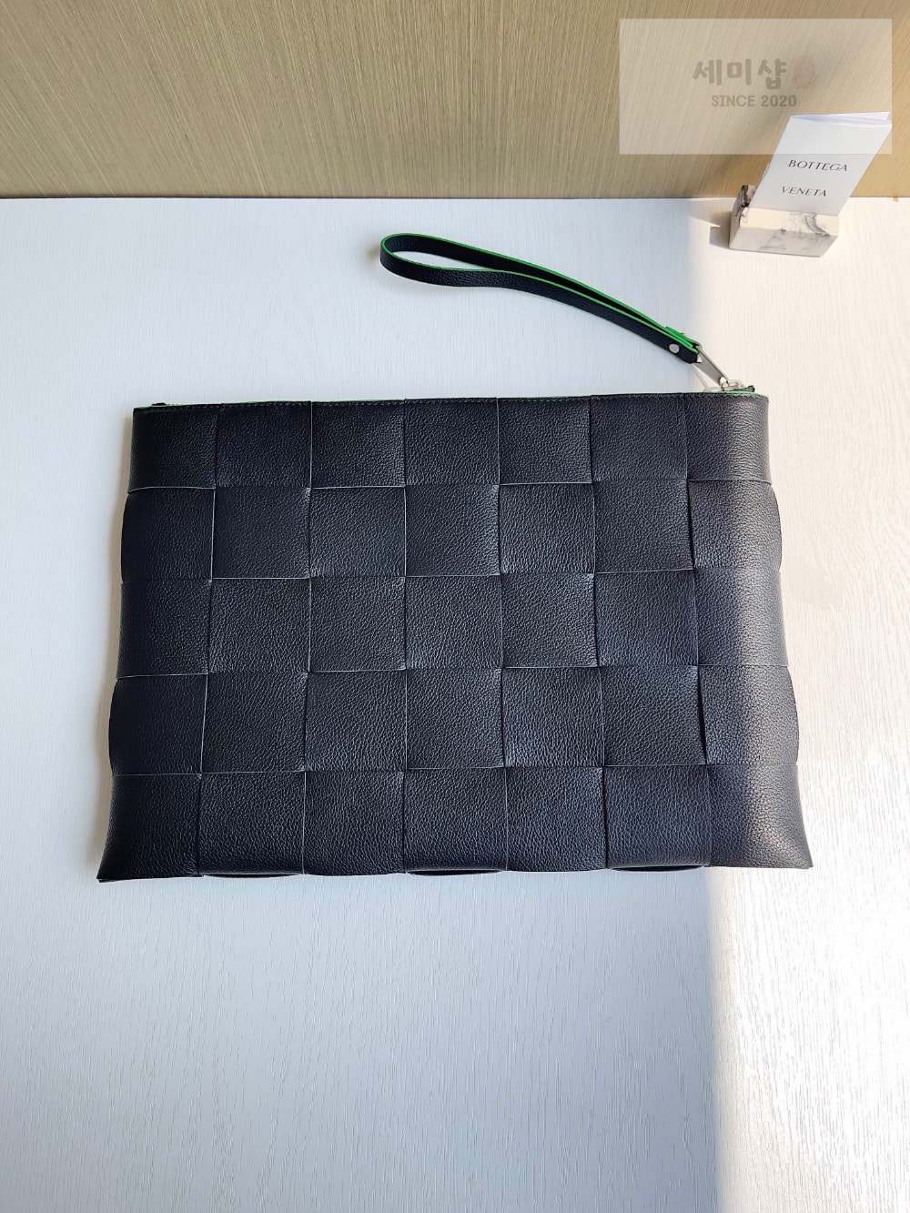Bottega Veneta Bottega Veneta Large Cassette Pouch Bag 2번 이미지
